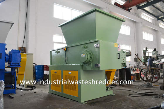 Хорошая цена. Одиночный шредер шишек PE вала Shredding размер 600*600 Mm камеры онлайн